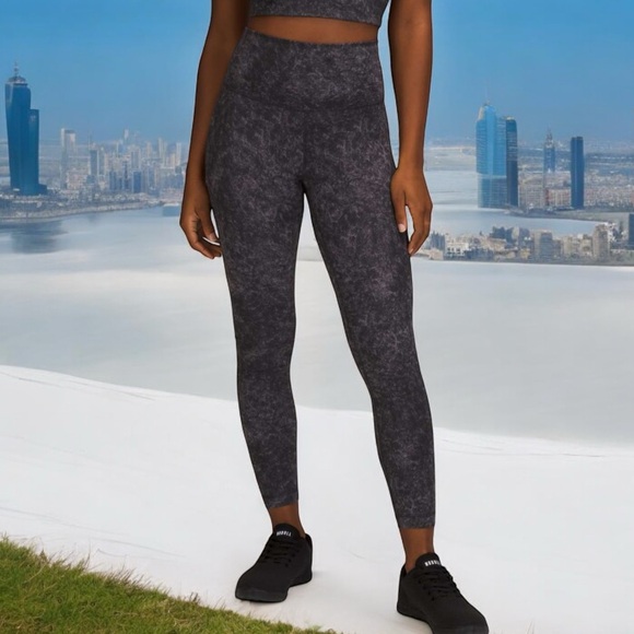 Lululemon Wunder Train HR Tight 25" Denim Wash Print Dusky Lavender Black Sz 10 - Picture 1 of 8